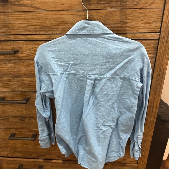 Top - Picture 2 of 2